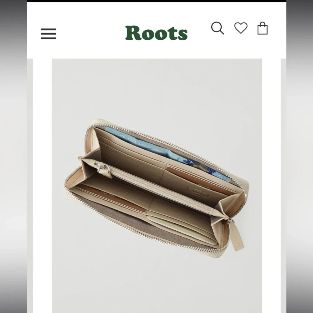 ROOTS LEATHER Cloud Zip Around Clutch USED ONCE ONLY - Picture 9 of 10